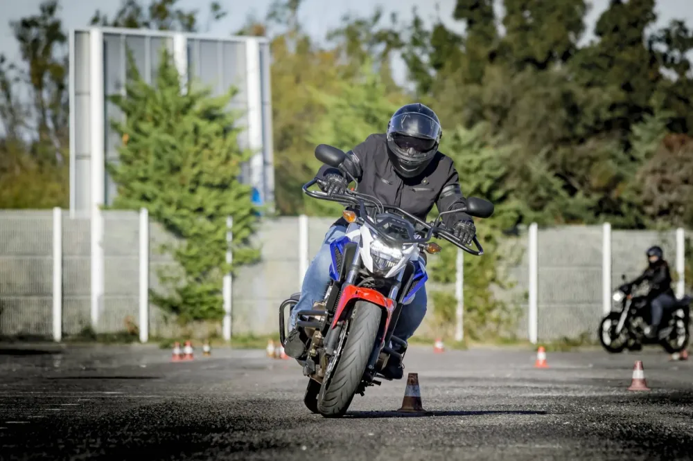 Conduite de moto